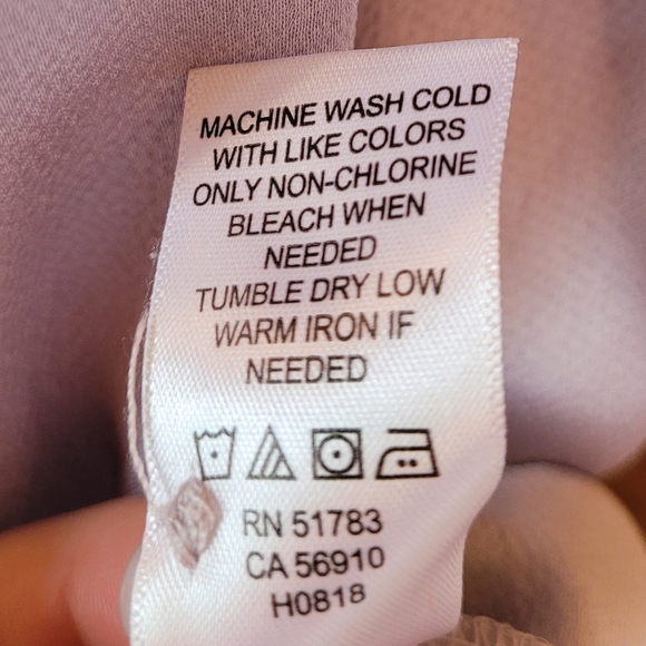 Maurice's lilac blouse size small - Picture 12 of 12